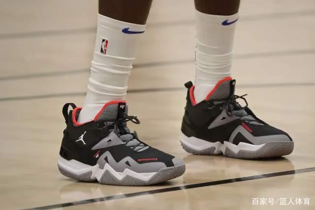 西甲-奥尔莫双响亚马尔助攻 巴萨3-1西班牙人